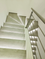  Bukoma schody z vinylu s LED Dub Geelong